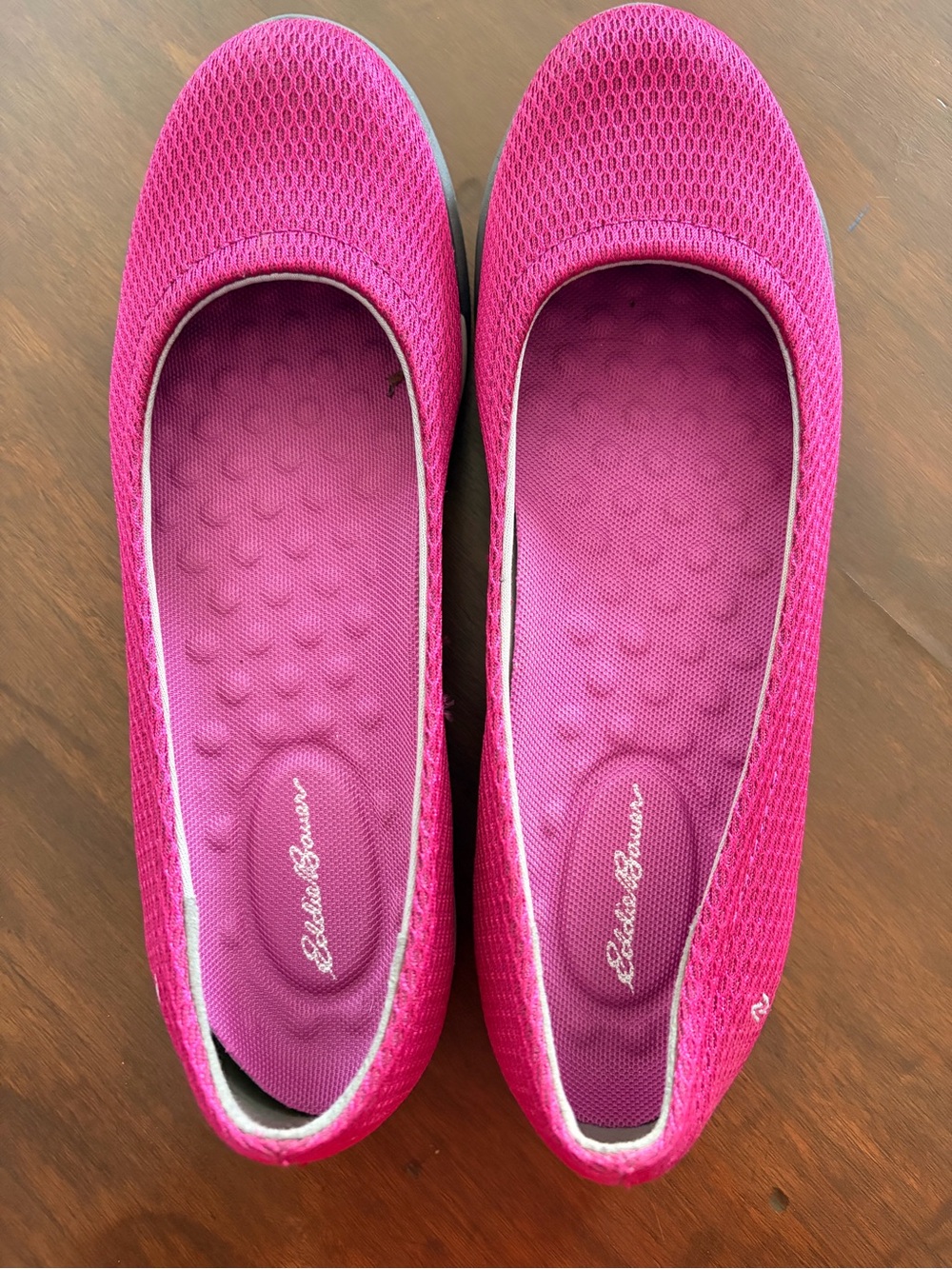 Eddie Bauer Women’s Fuchsia Mesh Slip-On Flats